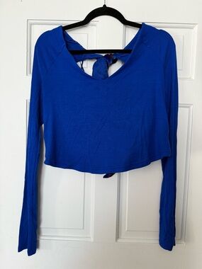 FREE PEOPLE Blue Women's Long-Sleeve Crop Top